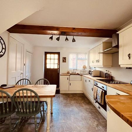 Cosy Cottage Four Miles From Lincoln City Centre Exteriör bild