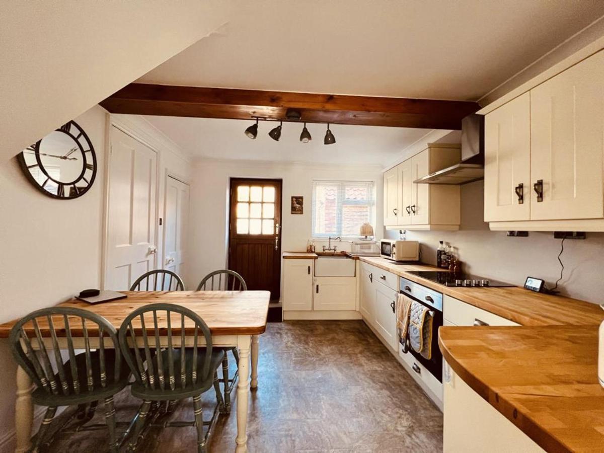 Cosy Cottage Four Miles From Lincoln City Centre Exteriör bild
